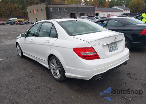 2014 Mercedes-Benz C 300 Sport 4Matic from USA, damaged, VIN WDDGF8AB7EA934983